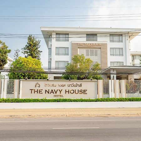 The Navy House Hotel Sattahip Exterior photo